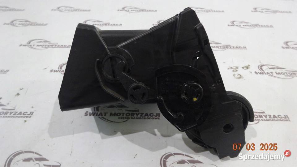 CITROEN C5 II 08r kratka nawiewu prawa 968245577 osobowe
