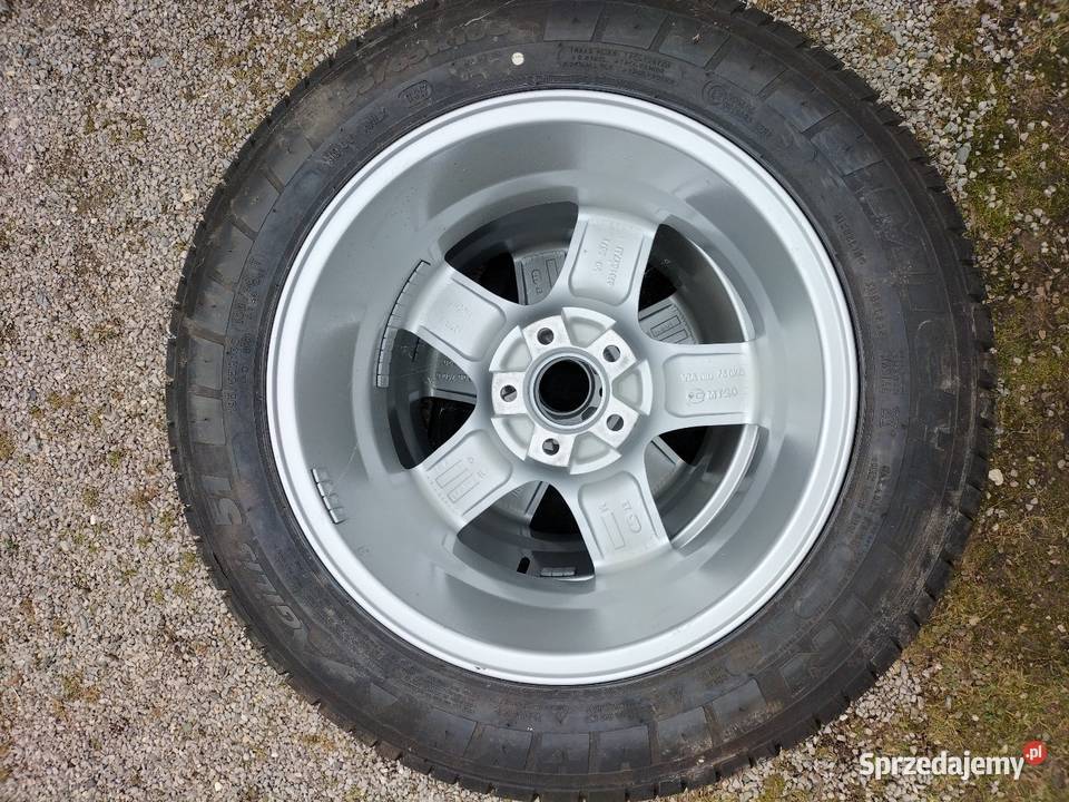 opony Michelin Agilis 51 19565 R16 lato