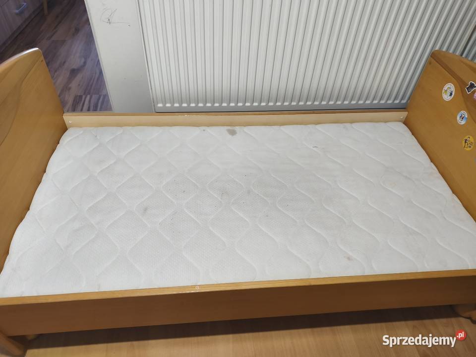 Łóżko z materacem 70x140