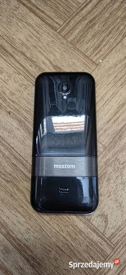 Sprzedam używany telefon MAXCOM MM334 dobrze