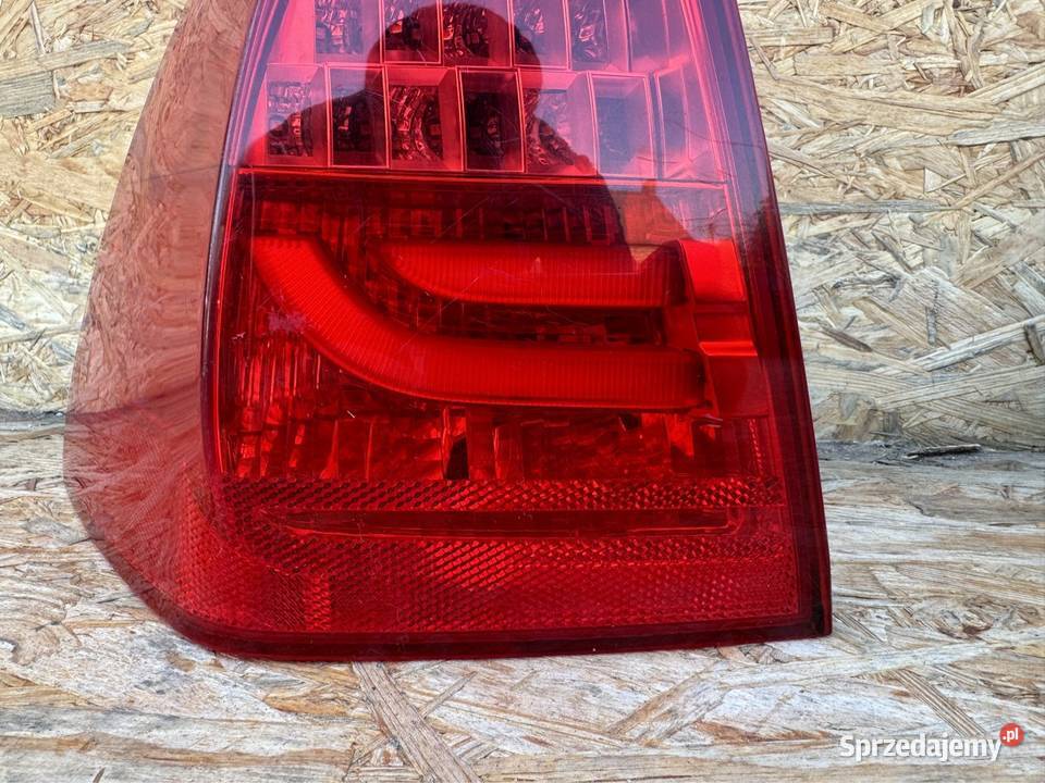 Lampa tył tylna lewa LH BMW e90 e91 lift lci osobowe
