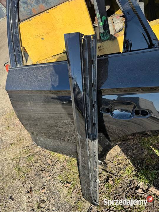 Drzwi lewe audi Q5 80a osobowe Motoryzacja