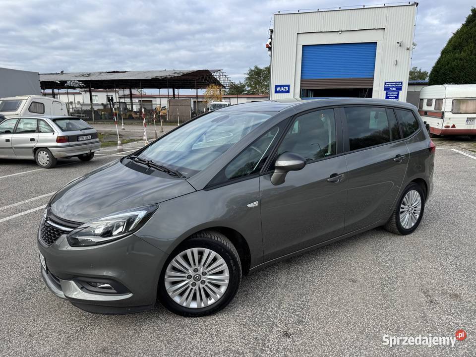 Opel Zafira 14 BENZYNA Klimatronik Nawigacja Konin