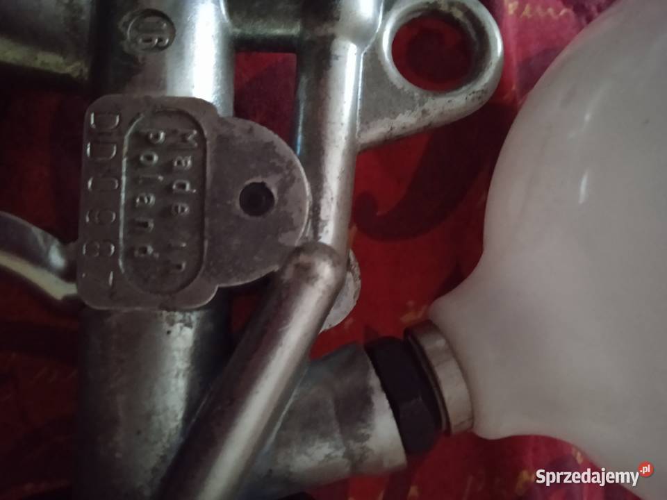 Pistolet lakierniczy CHS16 dysza 2 Pistolety lakiernicze