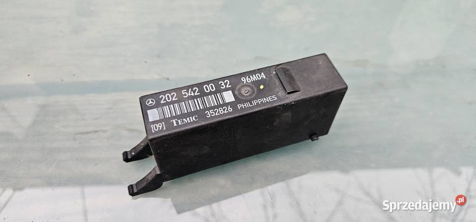 Moduł świateł mercedes w202 w208 2025420032 Zbąszyń