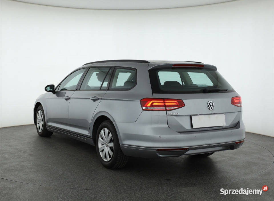 VW Passat 16 TDI Kombi mazowieckie