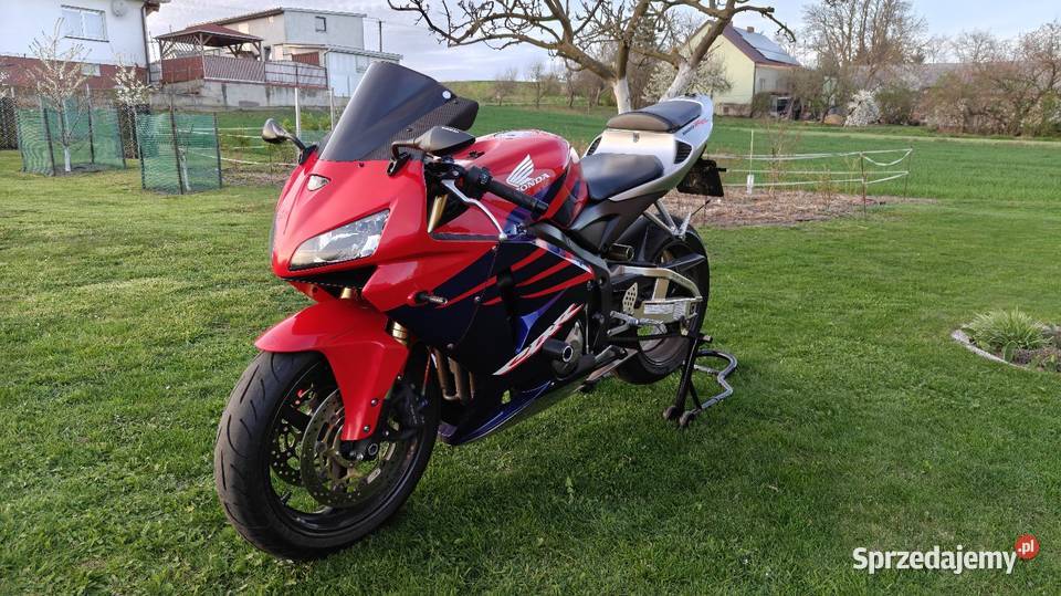 Honda CBR600RR pc37 2005r Rok produkcji 2005 Golina