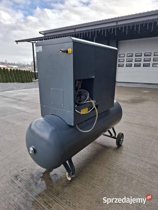 Kompresor śrubowy ATLAS COPCO 500 L 226 Naprawa