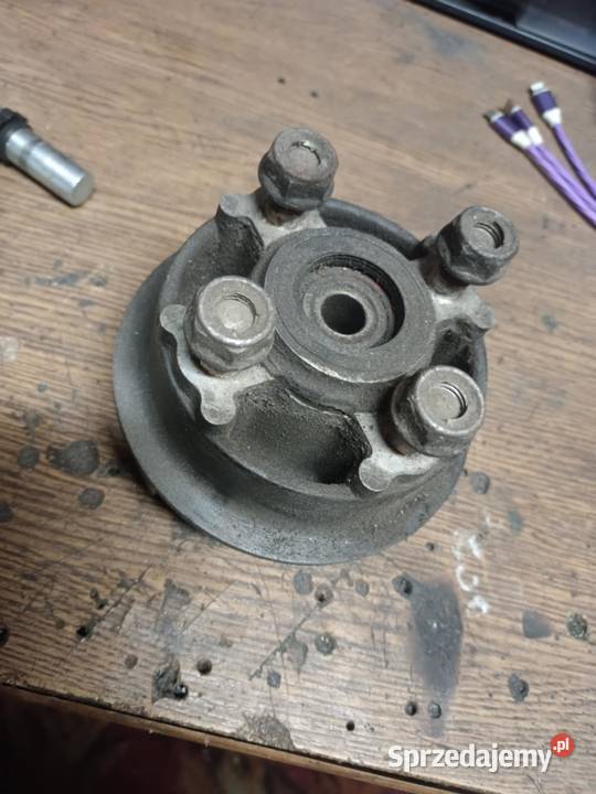 Zabierak zębatki tył Honda cbr 125 Dębica