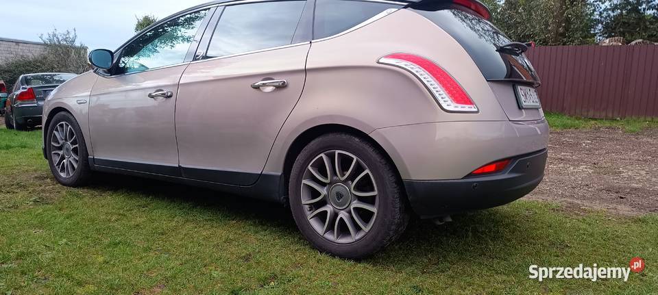LANCIA DELTA 16 MJET 120 ładna serwisowana bez szyberdach Myszków