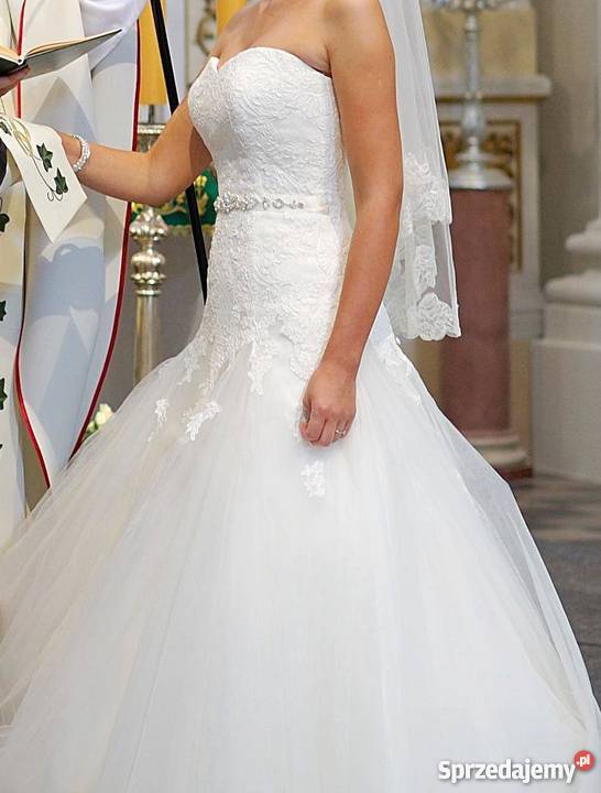 Suknia Ślubna LA SPOSA DETALLE Warszawa