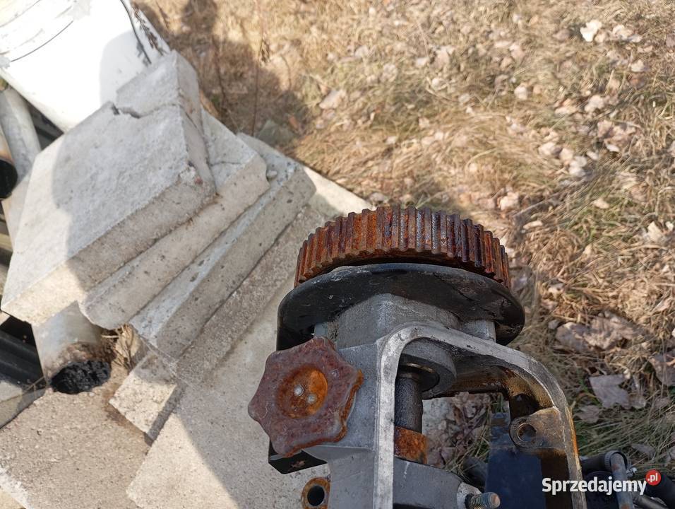 Nasada głowicy Lublin 3 Turbo Z wałkiem Głuchów