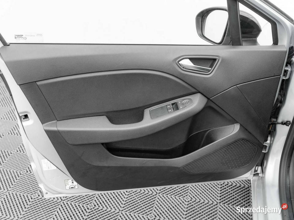 Renault Clio DW5UG2810 TCe Equilibre LED Czcof światła LED Gdańsk