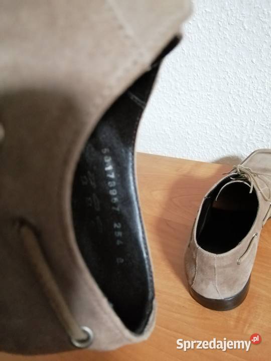 Hugo Boss 50178967 beżtaupe zamsz naturalny dolnośląskie Zgorzelec sprzedam