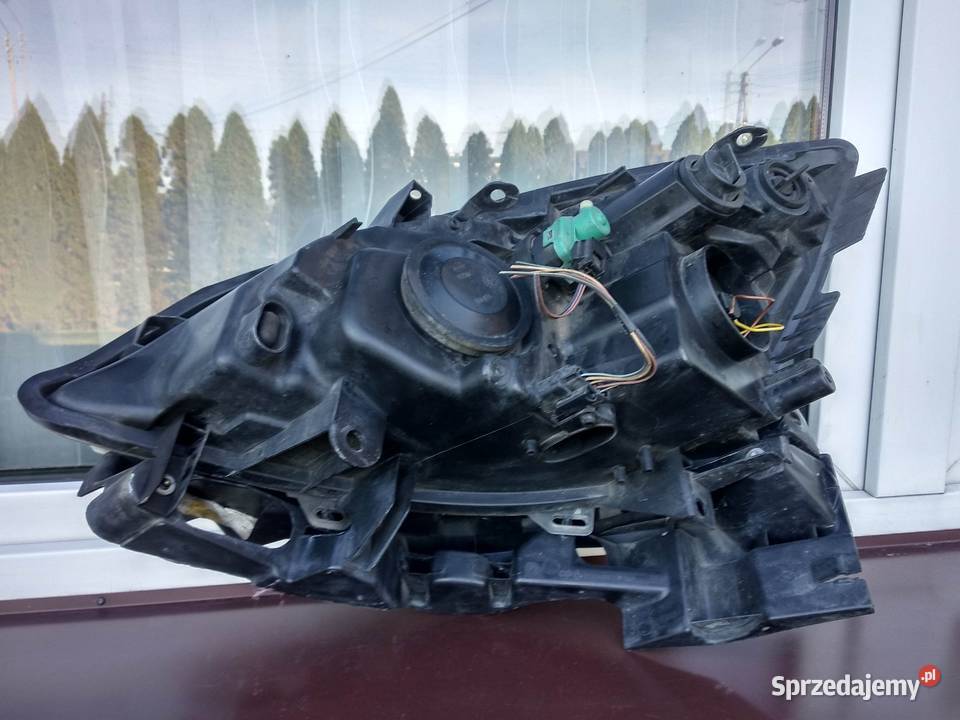 Renault Scenic 2 II LIFT FL lampa przednia prawa osobowe Sieradz