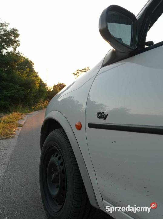 Opel Corsa 12 Corsa Samochody osobowe Wyrobki