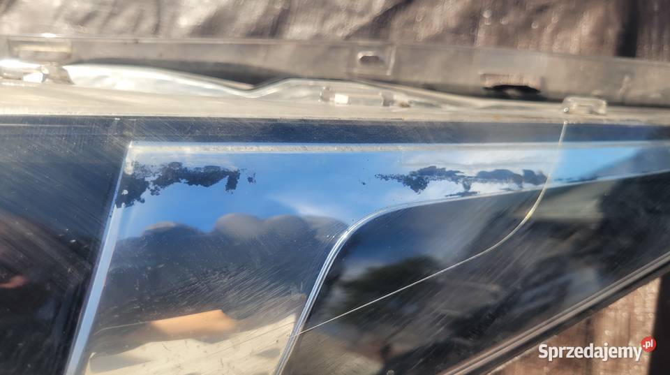 TOYOTA COROLLA E16 E18 E160 E180 REFLEKTOR LEWY