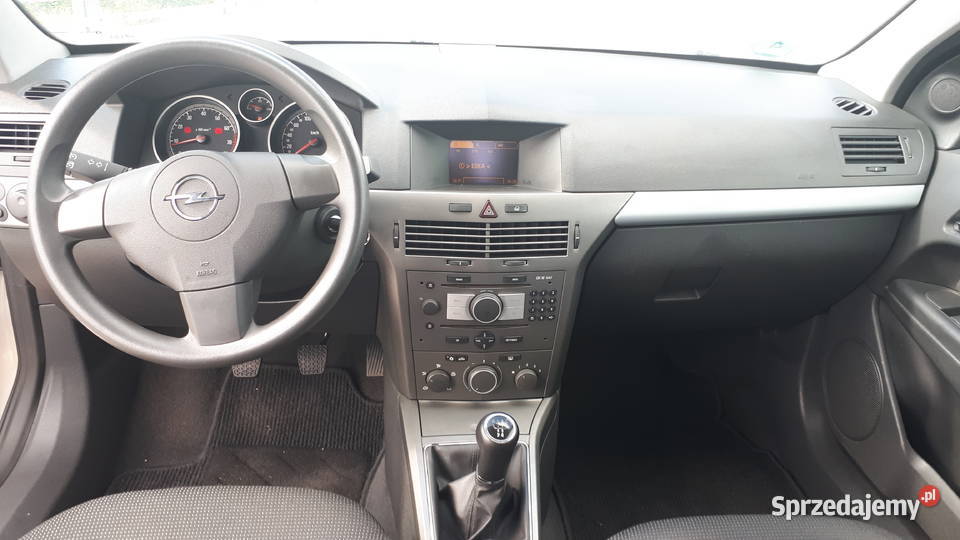 Opel ASTRA H 14 GTC 09rzDegwprzOryDoinZare nowa Bełchatów