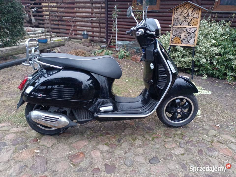 Piaggio Vespa GTS 125 Krotoszyn