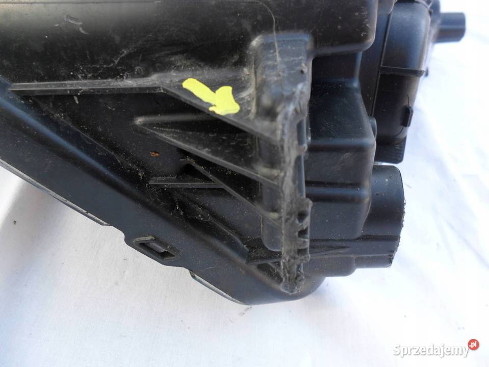 REFLEKTOR PRZÓD STRONA PRAWA HYUNDAI KONA II Nowy Tomyśl sprzedam