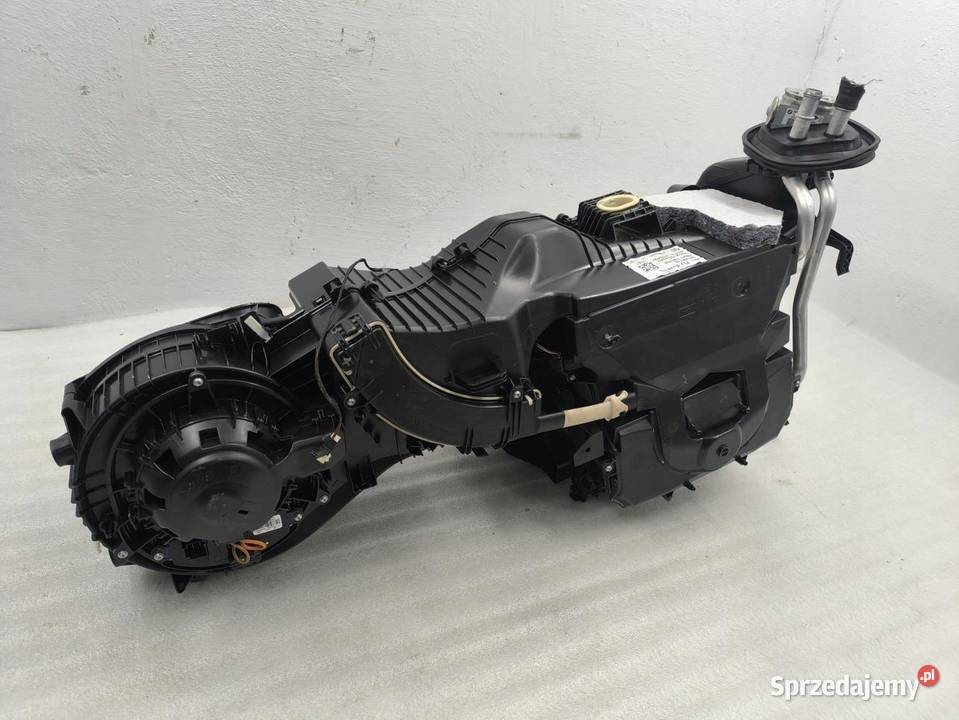 NAGRZEWNICA KOMPLETNA BMW F20 9325137