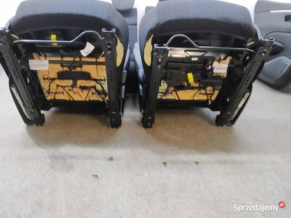 FOTELE KANAPA BOCZKI PÓŁSKÓRA SEDAN KOMPLET Fotele i kanapy sprzedam