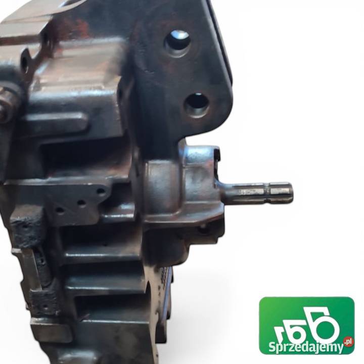 Skrzynia Wałek Obudowa Tylny WOM 1052B2 Claas Wilkowo sprzedam