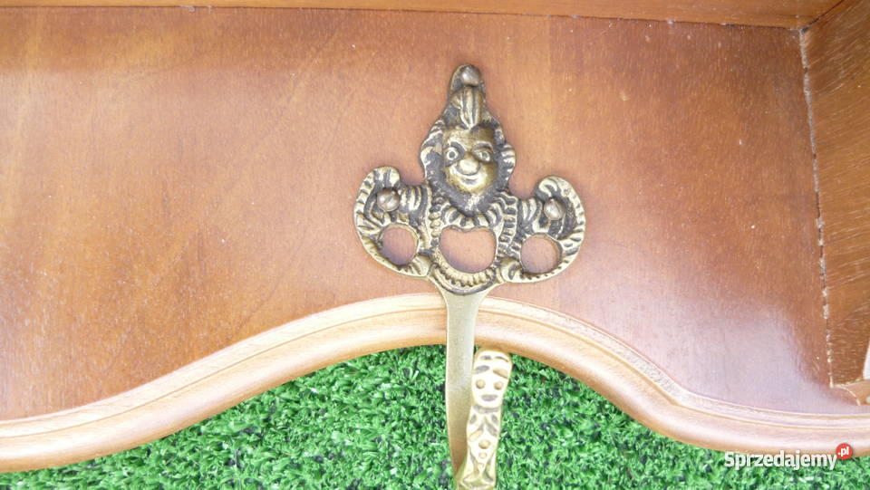 Dwie półki garderoba chippendale