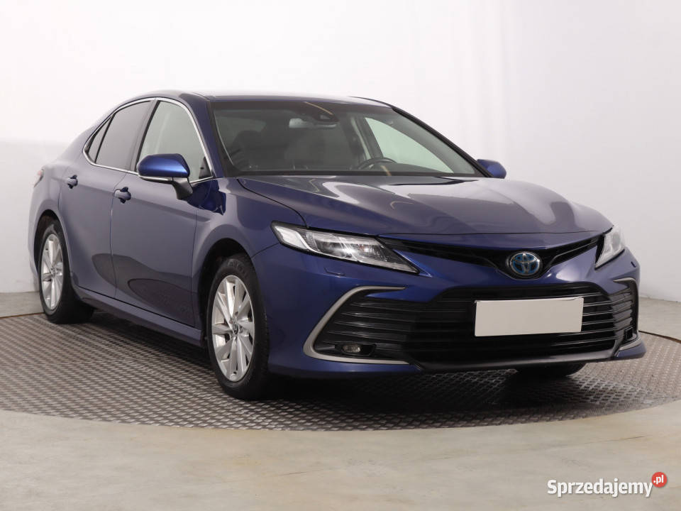 Toyota Camry 25 Hybrid Katowice
