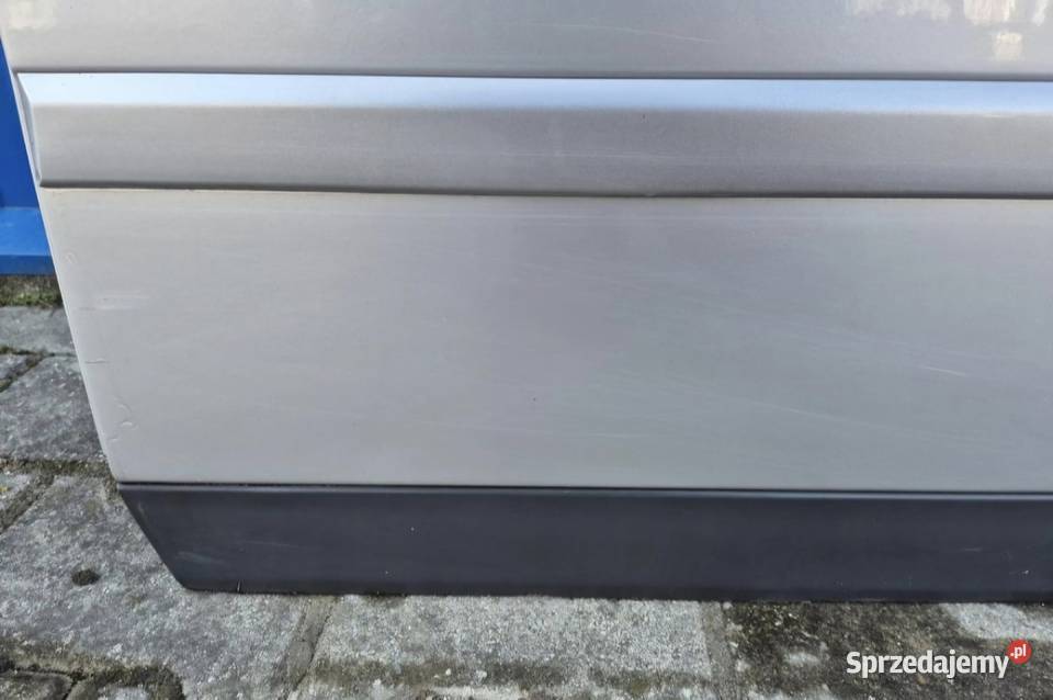 30 DRZWI TYŁ LEWY TYLNE LEWE AUDI A4 B6 SEDAN osobowe Działoszyce