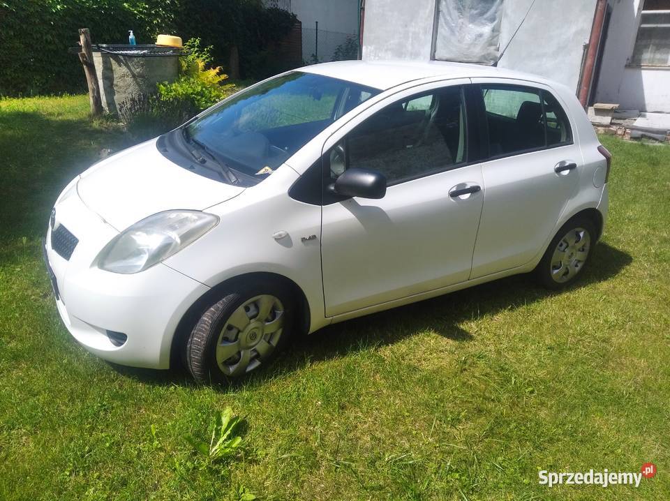 Toyota yaris nieuszkodzony Lublin