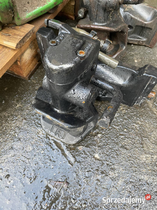 John Deere zaczep automatyczny 330mm Rockinger Jastrzębniki