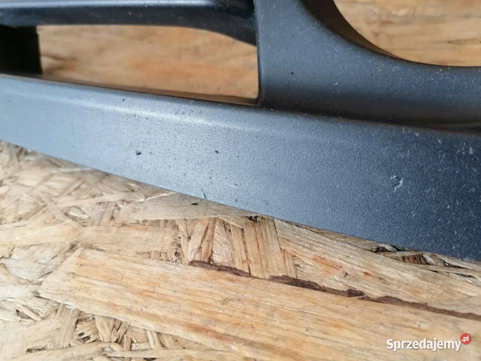 BMW F10 F11 KRATKA ZDERZAK PRAWY PRZÓD 7331730 Pleszew