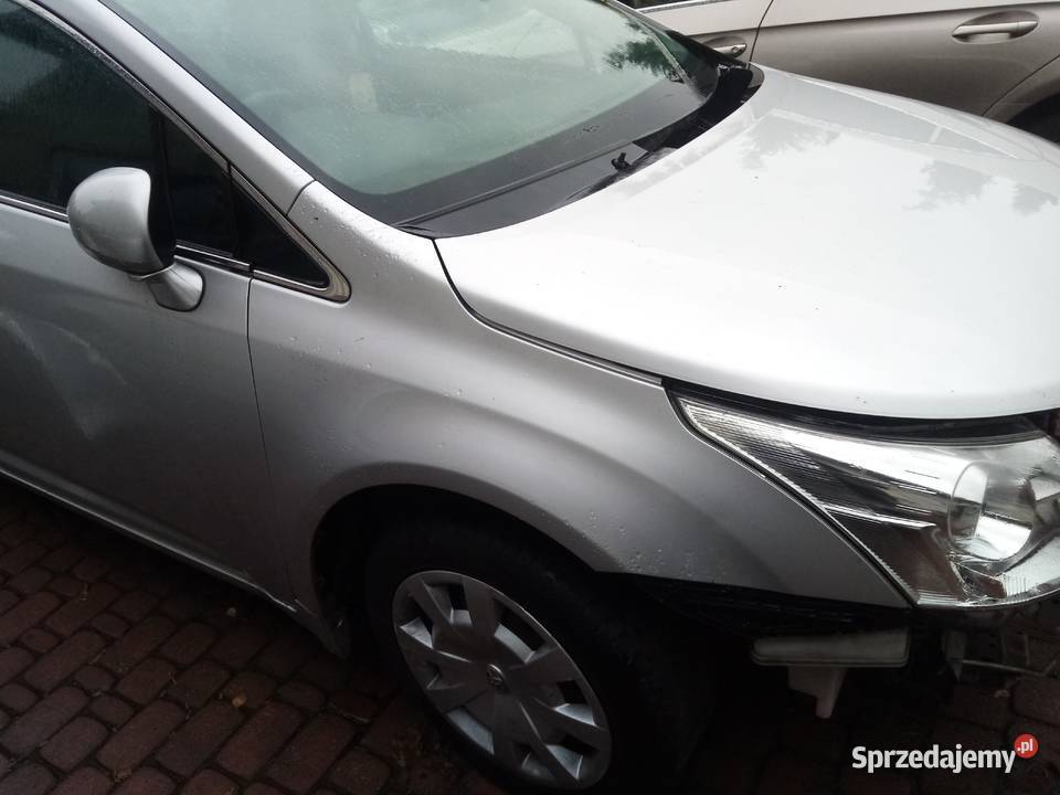 Blotnik maska srebrny Toyota Avensis t27 2010r Tuszyn