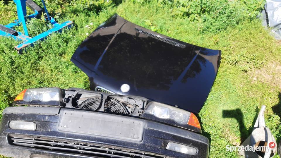 pas przedni lampy ksenon maska chłodnice xenony