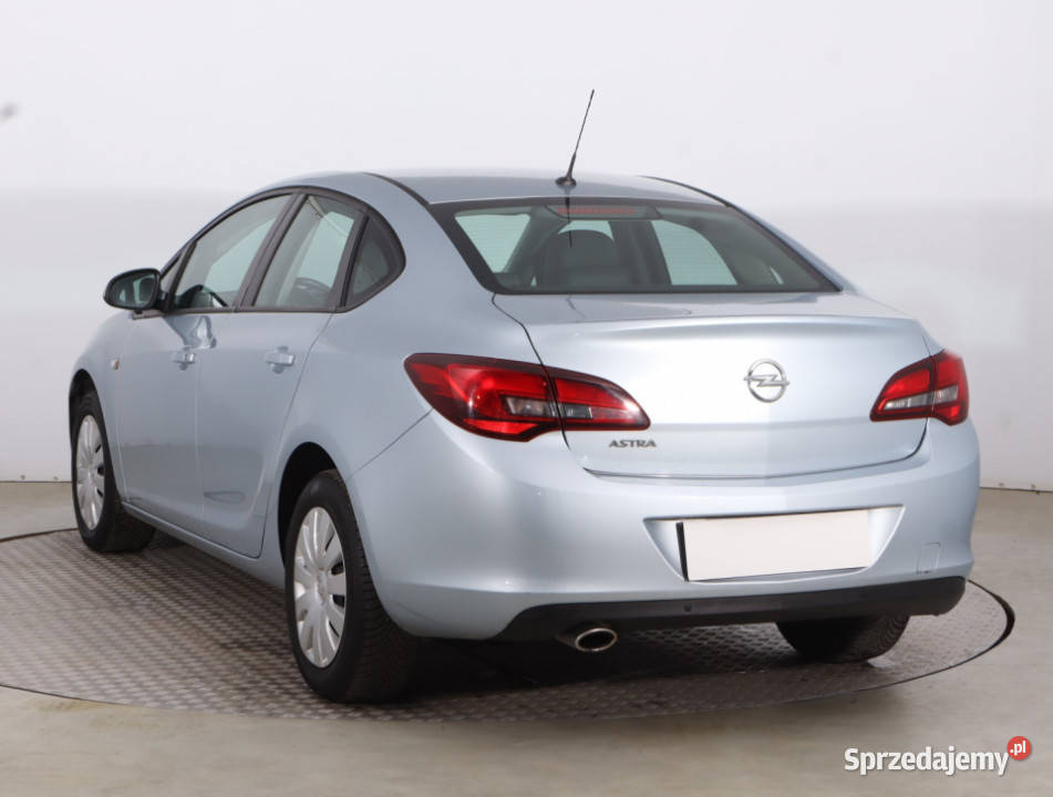 Opel Astra 14 T LPG Piaseczno
