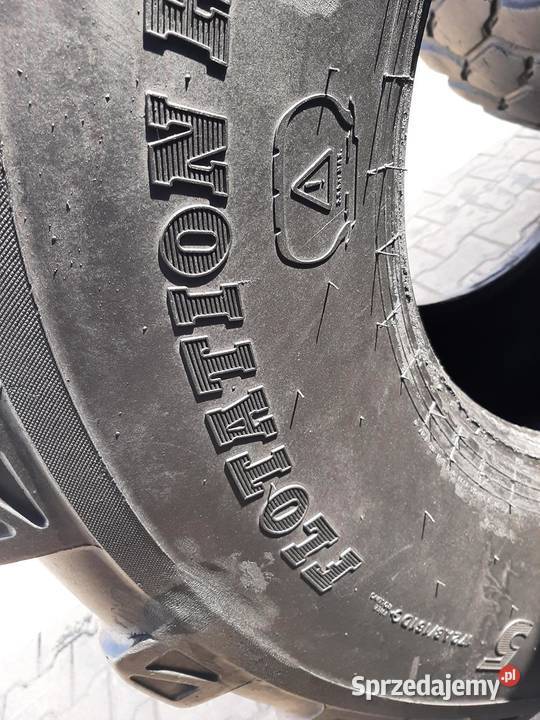 Opona używana 56060R225 55060R225 BKT FLOTATION Zaścianki