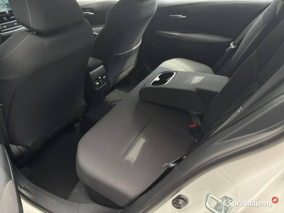 Toyota Corolla 18 Hybrid COMFORT salon Polska 1798cm3 Warszawa