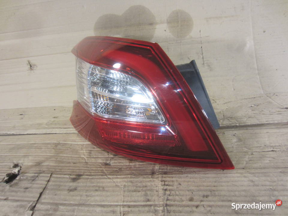Lampa lewa tył tylna Peugeot 308 2013 HB lampy tylne Szczecin