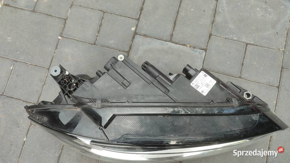 Lampa reflektor przedni prawy Touran III wielkopolskie Czarnków sprzedam