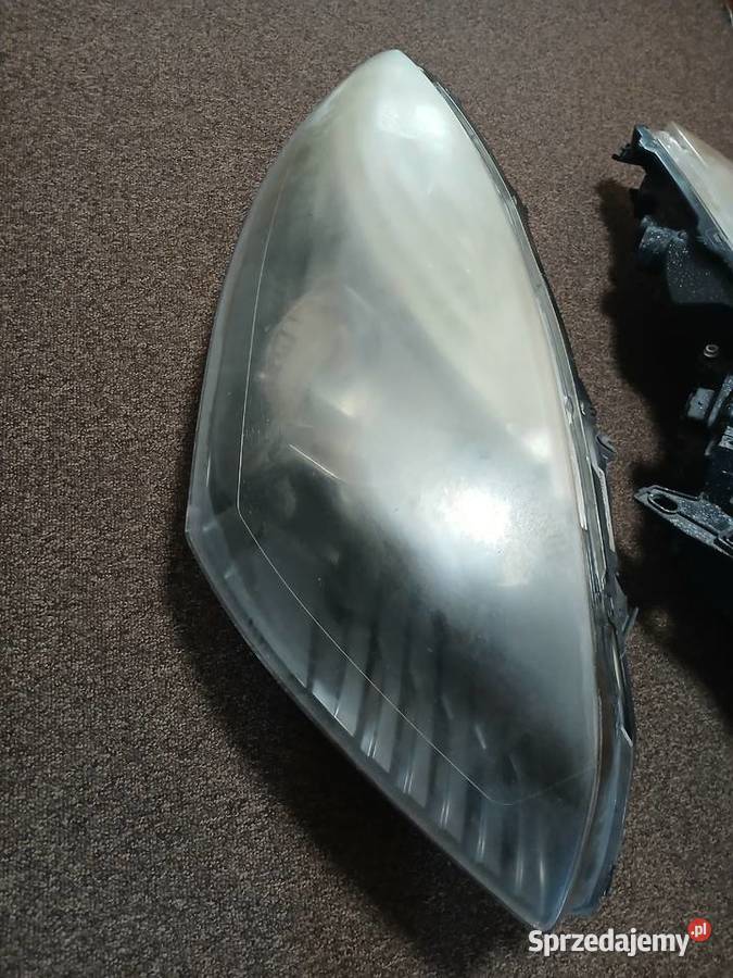 Scenic 3 lampa lampy przód przednie prawa lewa osobowe Hajnówka