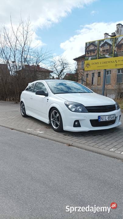 Opel Astra OPC line 111Jahre Wikielec