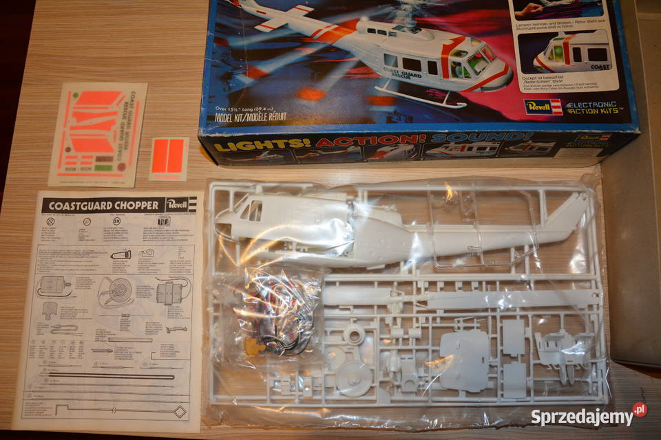 Model Revell Electronic H801 Rescue Chopper Kraków