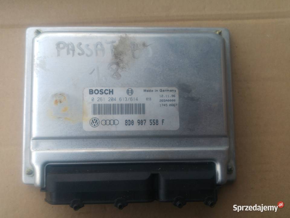 Zestaw startowy komputer 8D0907558F Vw Passat B5 Wyposażenie wnętrza Wyposażenie wnętrza Dębno