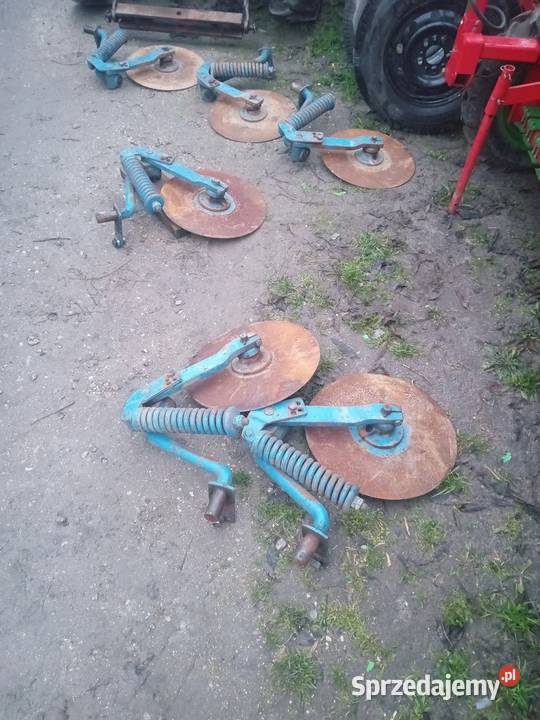 Części piasta sprężyna i krój kroje do pługa Kutno sprzedam