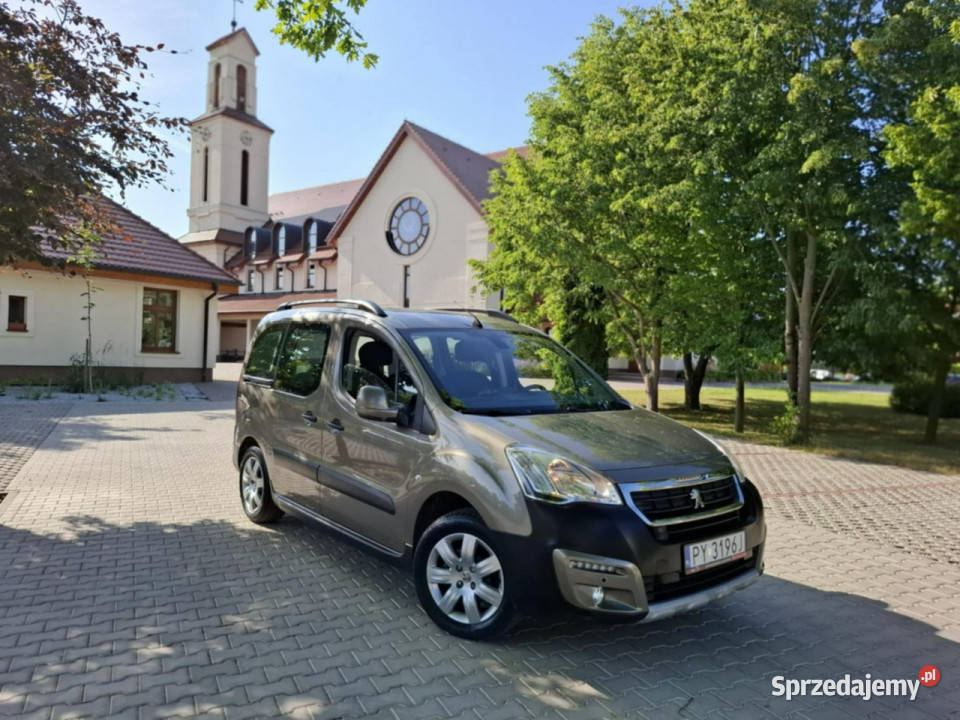 Peugeot Partner Peugeot Partner Tepee 12 Outdoor brązowy Poznań