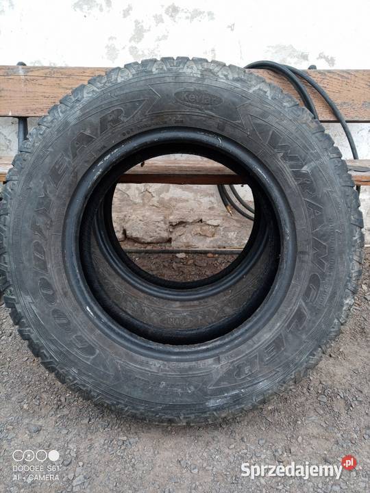Opony terenowe AT Goodyear 22570 R16 Samochodowe Paszkowice sprzedam