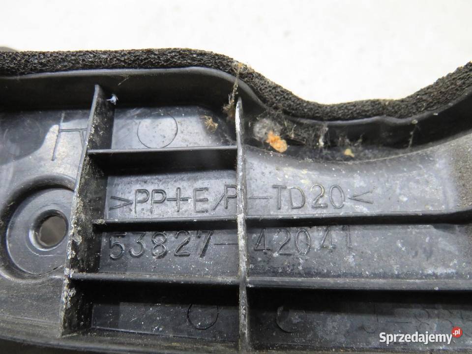 OSŁONA BŁOTNIKA PRAWY PRZÓD RAV 4 III LIFT sprzedam