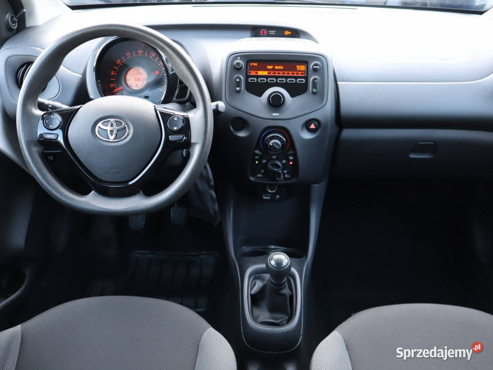 Toyota Aygo 10 VVTi wielofunkcyjna kierownica śląskie Katowice
