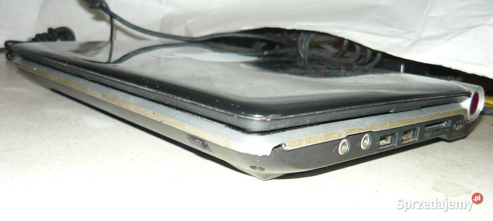 Malutki Laptop Packard Bell 7 netbook Atom 16